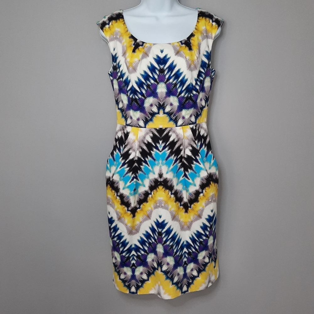Maggy London Colorful Patterned Knee Length Sleeveless Sheath Dress size 4